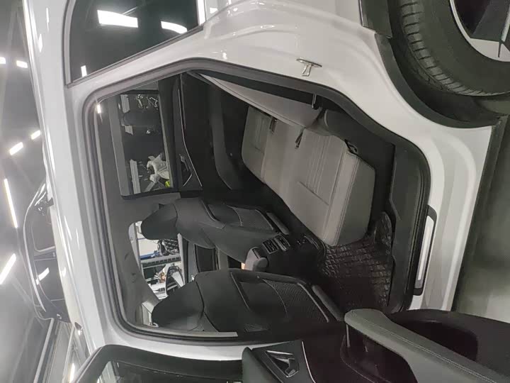 Audi Q5 e-tron 2023 2023款 40 e-tron 闪耀型 锦衣套装