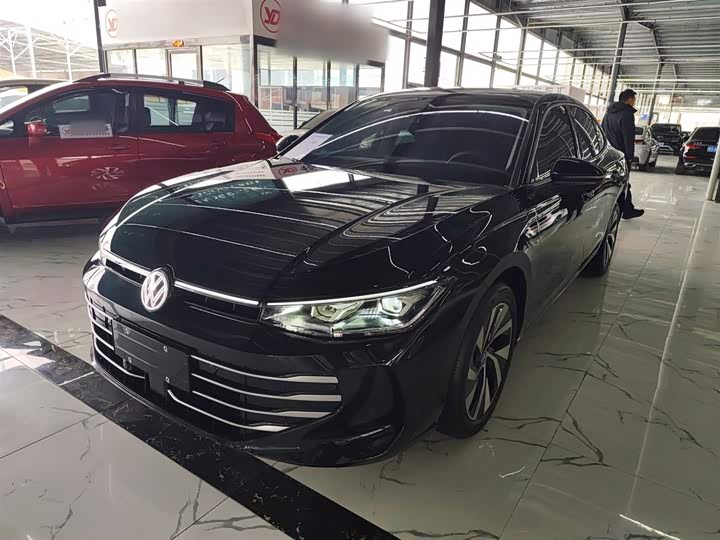 Volkswagen Passat 2025 2025款 Pro 380TSI 龙耀版