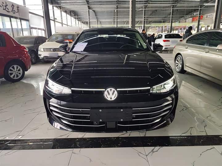 Volkswagen Passat 2025 2025款 Pro 380TSI 龙耀版