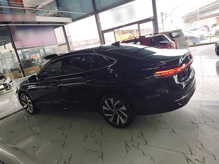 Volkswagen Passat 2025 2025款 Pro 380TSI 龙耀版