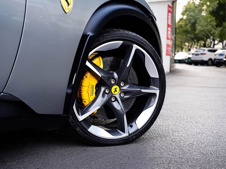 Ferrari Purosangue 2023 2023款 6.5L V12