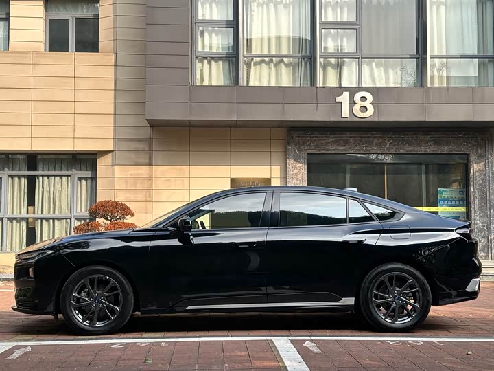 Ford Mondeo 2025 2025款 2.0T EcoBoost 豪华型