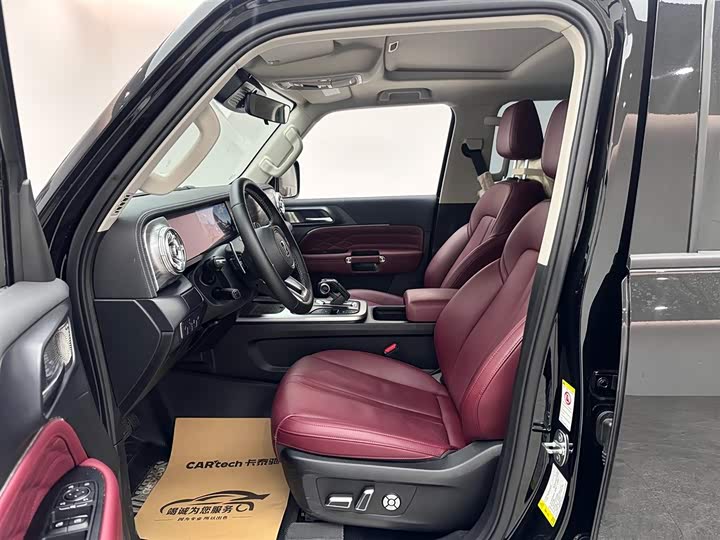 Tank 300 2024 2024款 2.0T 征服者