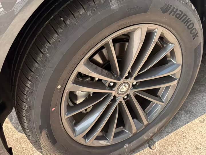 Changan UNI-K 2024 2024款 2.0T 两驱悦尚型