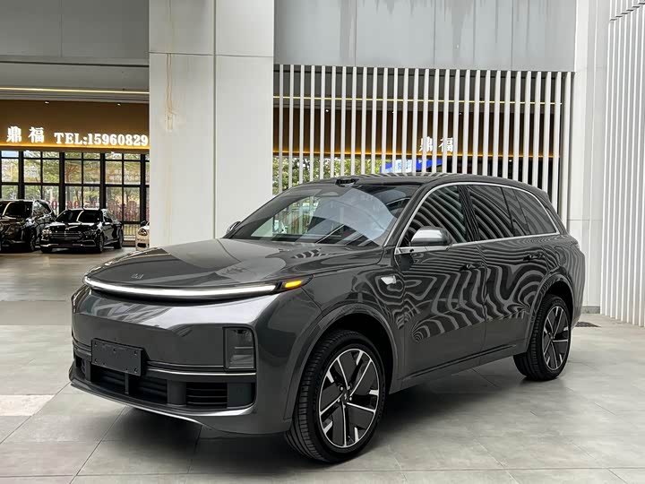 LiXiang L8 2025 2025款 Ultra 智能焕新版