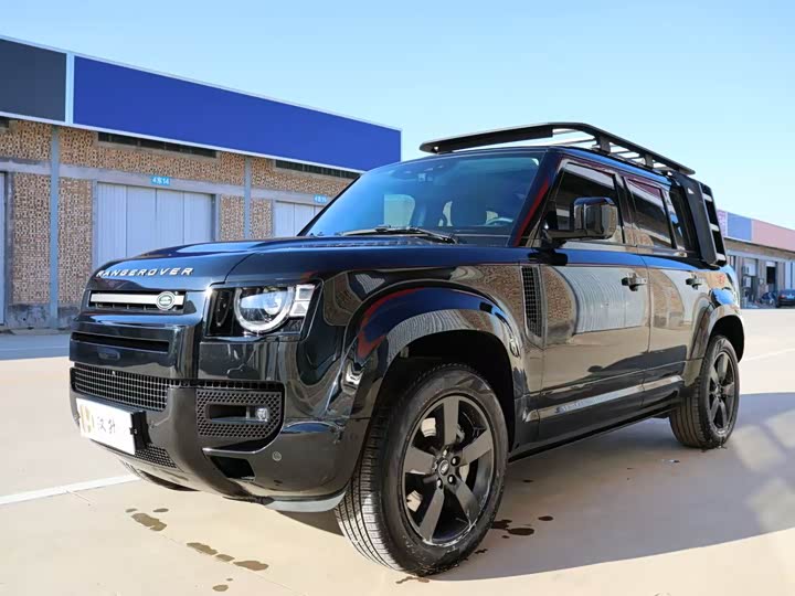 Land Rover Defender 2024 2024款 110 3.0T P400 暗黑特别版