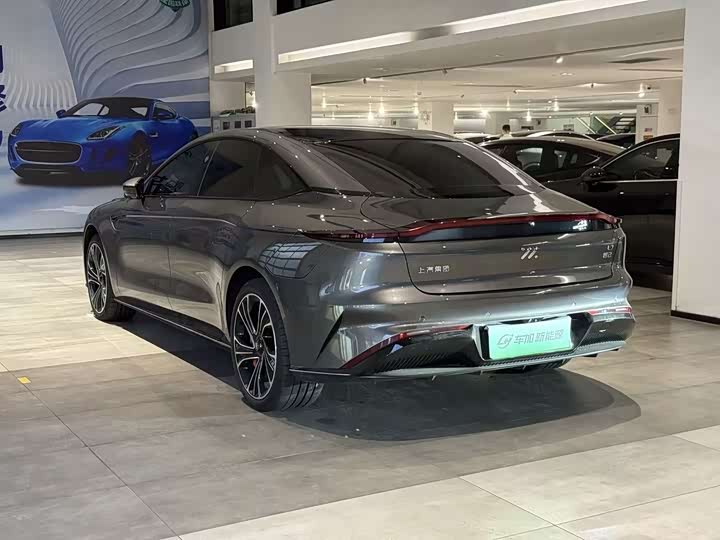 IM motors L7 2022 2022款 Pro