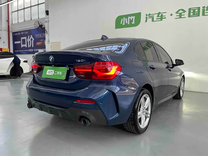 BMW 1 Series 2023 2023款 120i M运动曜夜版