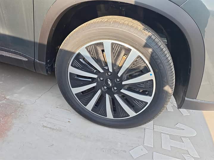 Chery Fulwin T8 2025 2025款 1.5T 130km 豪华版 5座