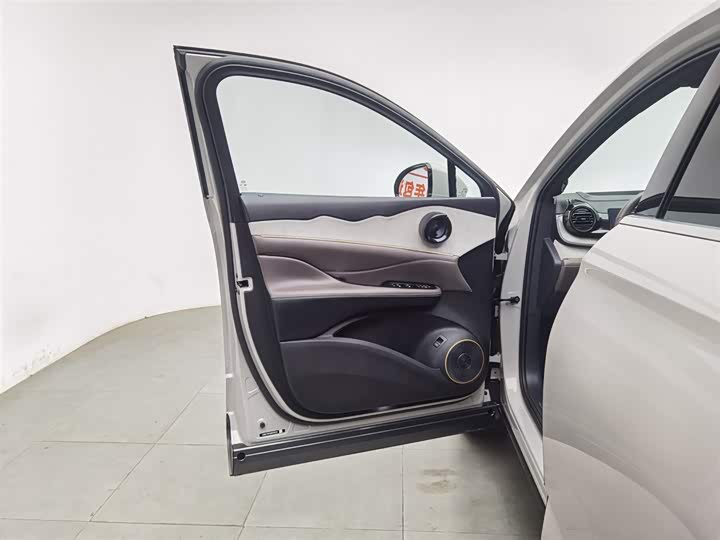 BYD Frigate 07 2024 2024款 荣耀版 DM-i 100KM 尊贵型