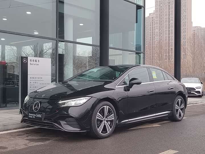 Mercedes-Benz EQE 2025 2025款 500 4MATIC 先锋版