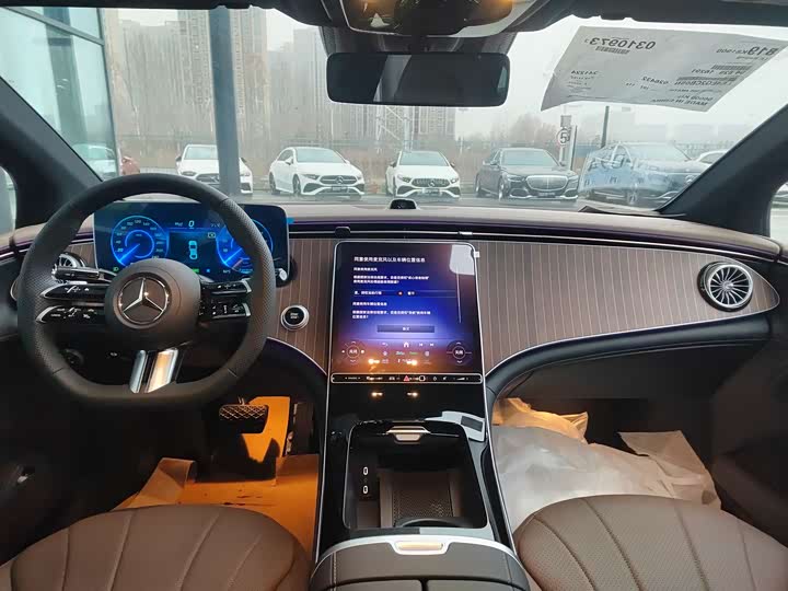 Mercedes-Benz EQE 2025 2025款 500 4MATIC 先锋版