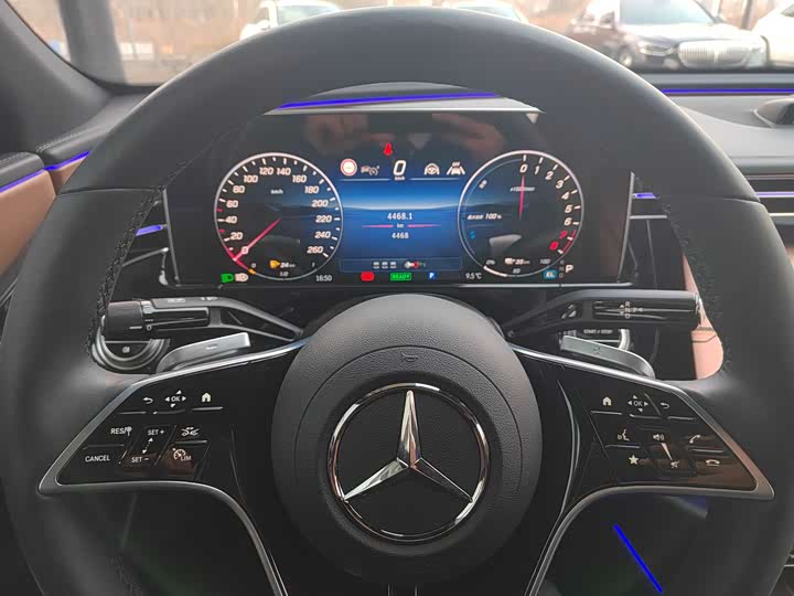 Mercedes-Benz EQE 2025 2025款 500 4MATIC 先锋版