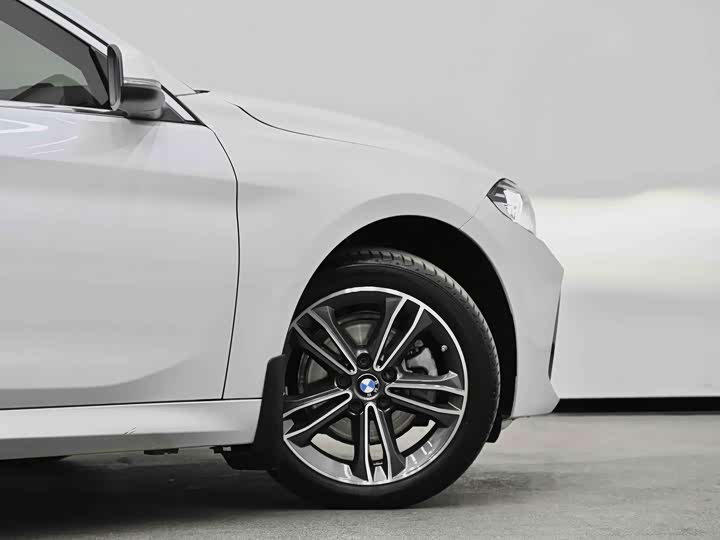 BMW 1 Series 2023 2023款 120i M运动版