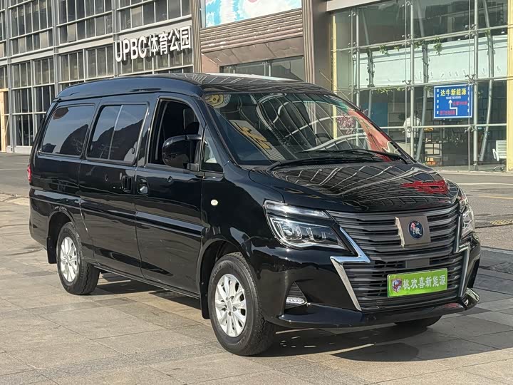 Dongfeng Forthing Lingzhi M5 EV 2022 2022款 普通版 基本型 7座
