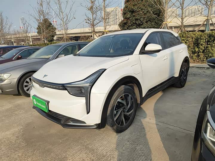 Hozon U 2023 2023款 哪吒U-Ⅱ 400 U秀版 三元锂