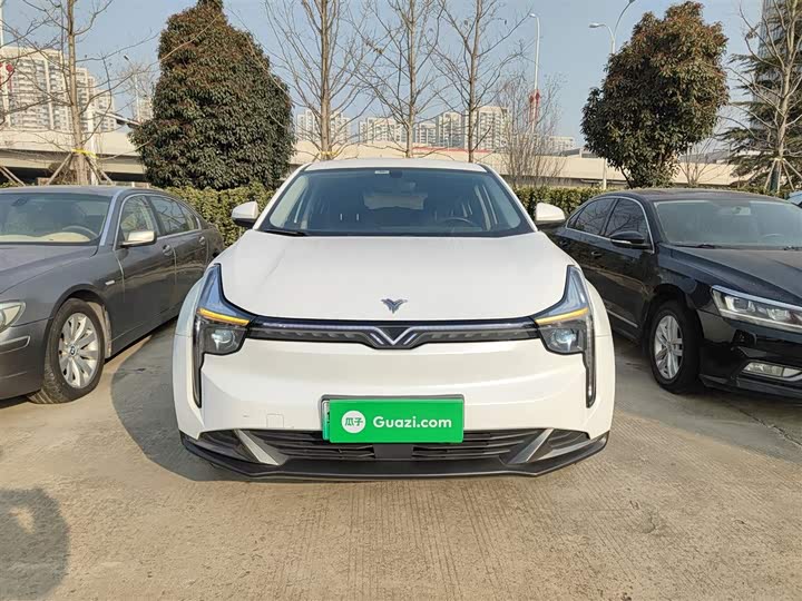 Hozon U 2023 2023款 哪吒U-Ⅱ 400 U秀版 三元锂