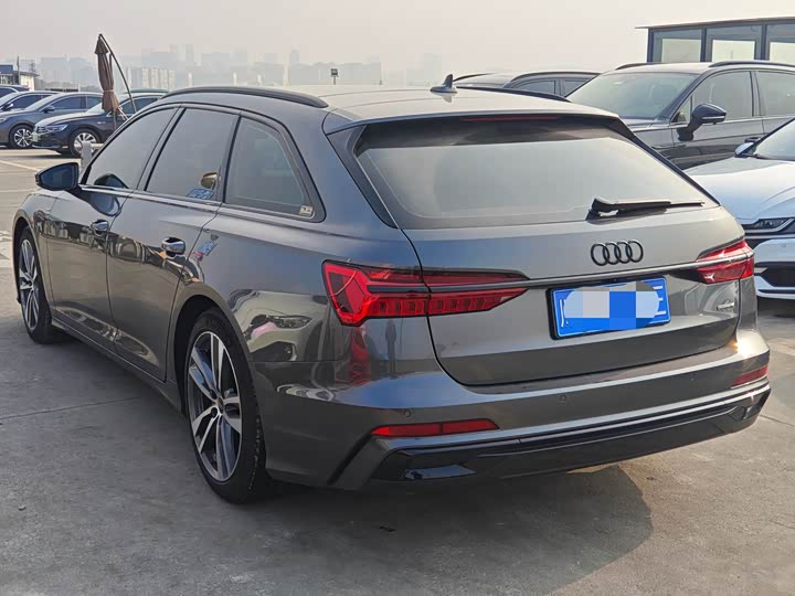 Audi A6 2024 2024款 Avant 先锋派 45 TFSI 臻选动感型