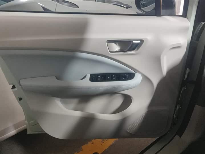 Leapmotor T03 2025 2025款 310舒享版