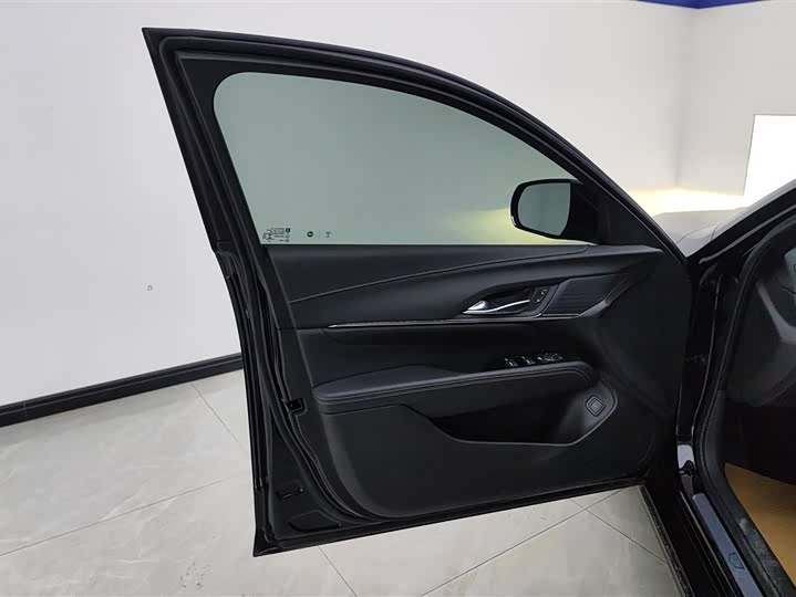 Cadillac CT4 2023 2023款 25T 风尚型