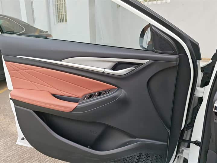 Changan Eado Plus 2025 2025款 PLUS 1.4T 双离合高能版