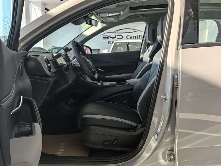 BYD Sea Lion 05 DM-i Hybrid 2025 2025款 DM-i 智驾版 115KM旗舰型