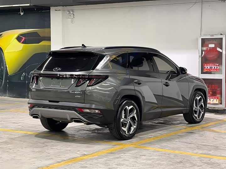 Hyundai Tucson L 2023 2023款 途胜L 1.5T 自动两驱LUX尊贵版