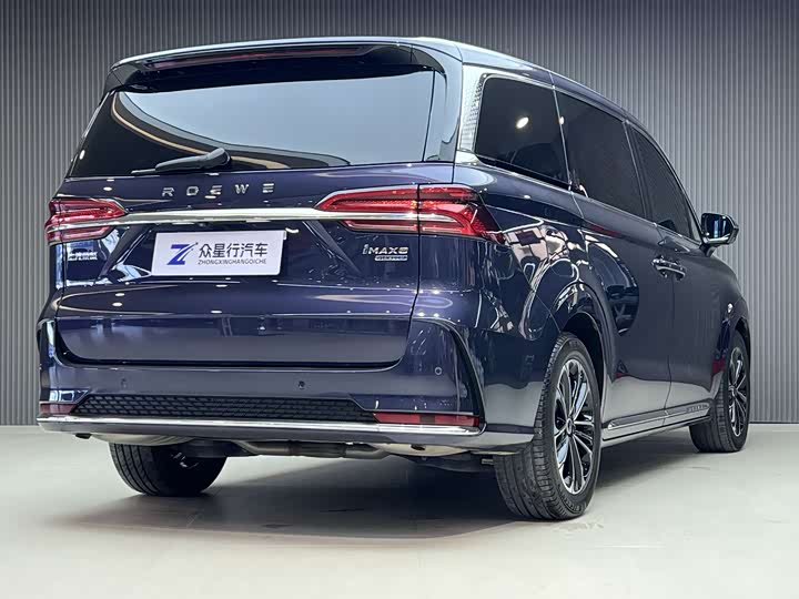 Roewe iMax 8 2022 2022款 400TGI 尊荣版