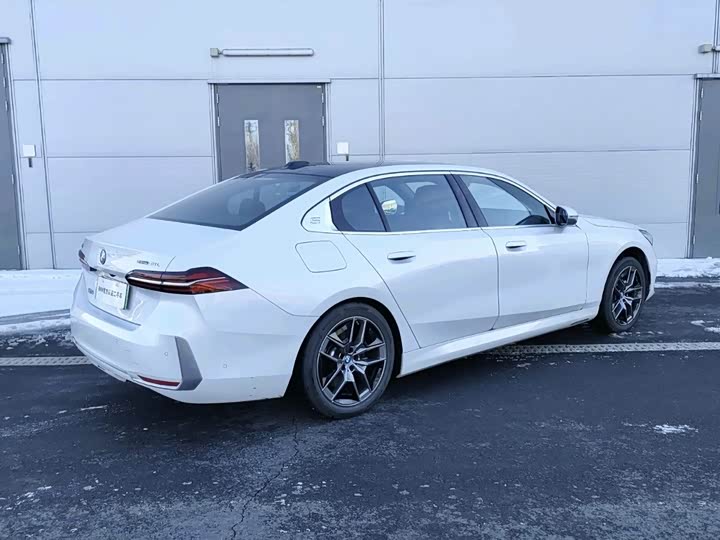 BMW i5 2024 2024款 eDrive 35L 尊享型 豪华套装