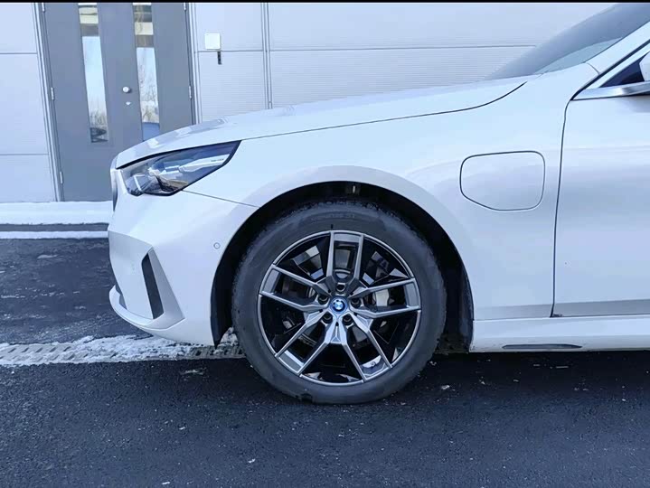 BMW i5 2024 2024款 eDrive 35L 尊享型 豪华套装