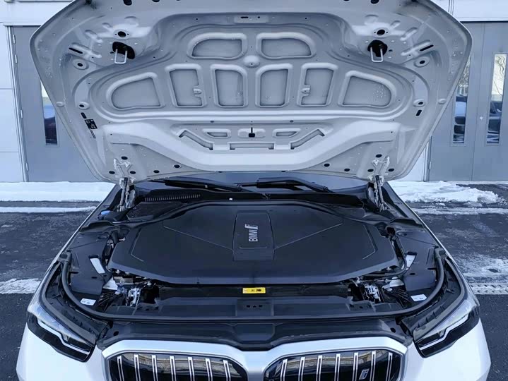 BMW i5 2024 2024款 eDrive 35L 尊享型 豪华套装