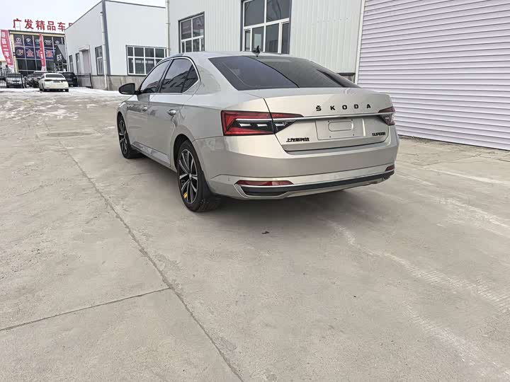 Skoda Superb 2023 2023款 改款 TSI280 DSG尊享版