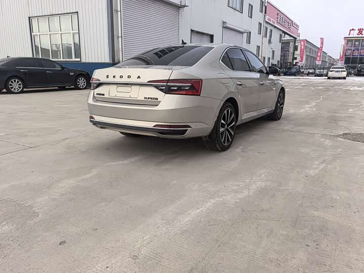 Skoda Superb 2023 2023款 改款 TSI280 DSG尊享版