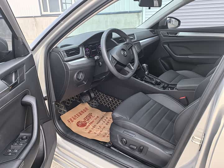 Skoda Superb 2023 2023款 改款 TSI280 DSG尊享版