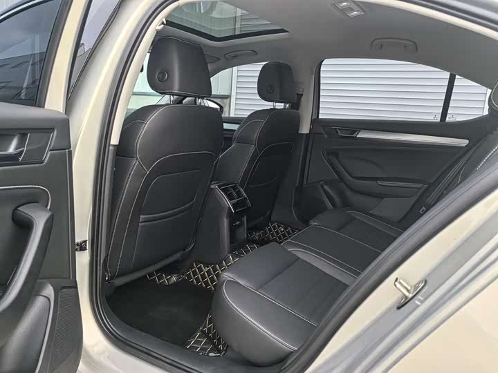 Skoda Superb 2023 2023款 改款 TSI280 DSG尊享版