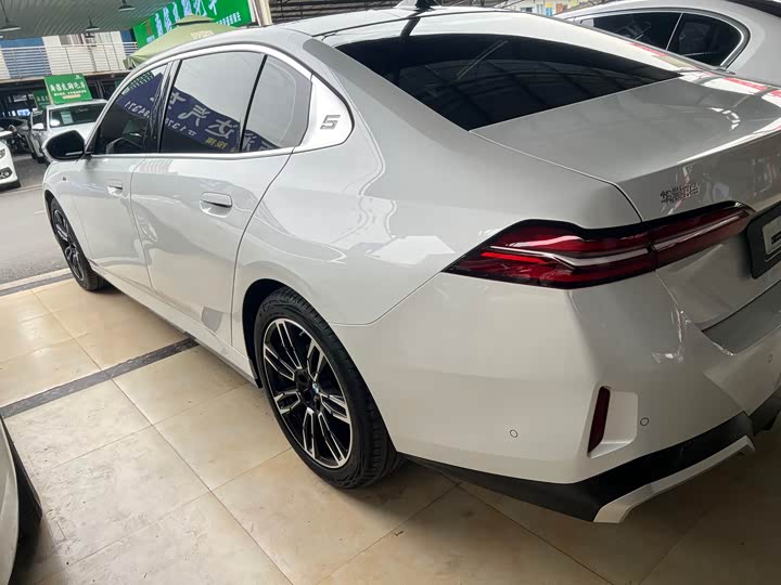 BMW 5 Series 2025 2025款 530Li 领先型 M运动套装