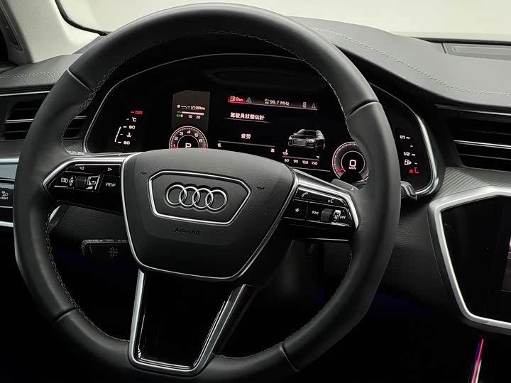 Audi A6 2025 2025款 Avant 先锋派 45 TFSI 臻选动感型