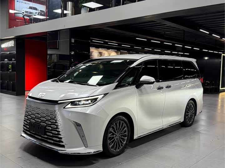 Lexus LM 2023 2023款 500h 六座尊崇版