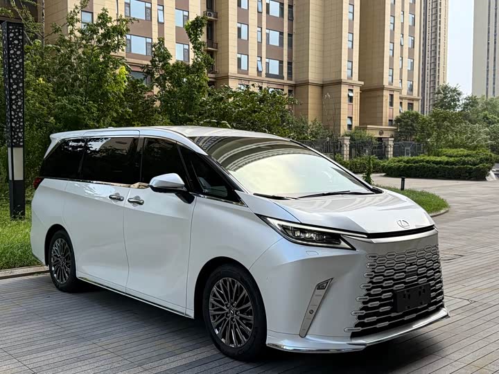 Lexus LM 2023 2023款 500h 六座尊崇版