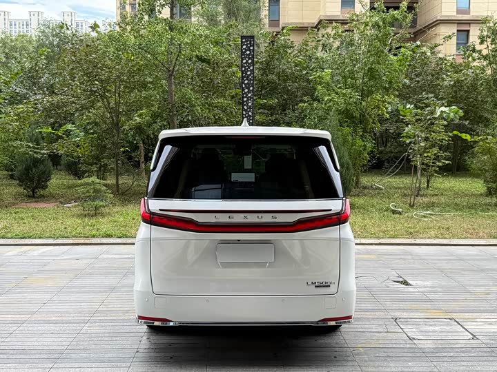 Lexus LM 2023 2023款 500h 六座尊崇版