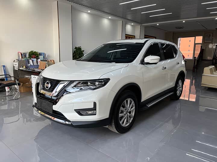Nissan X-Trail 2023 2023款 经典 2.0L 两驱智联臻享版