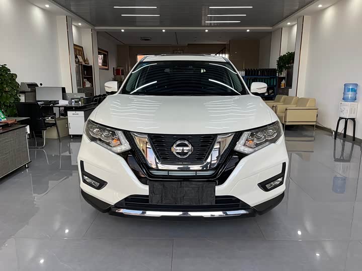 Nissan X-Trail 2023 2023款 经典 2.0L 两驱智联臻享版