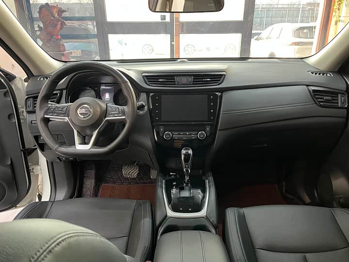 Nissan X-Trail 2023 2023款 经典 2.0L 两驱智联臻享版