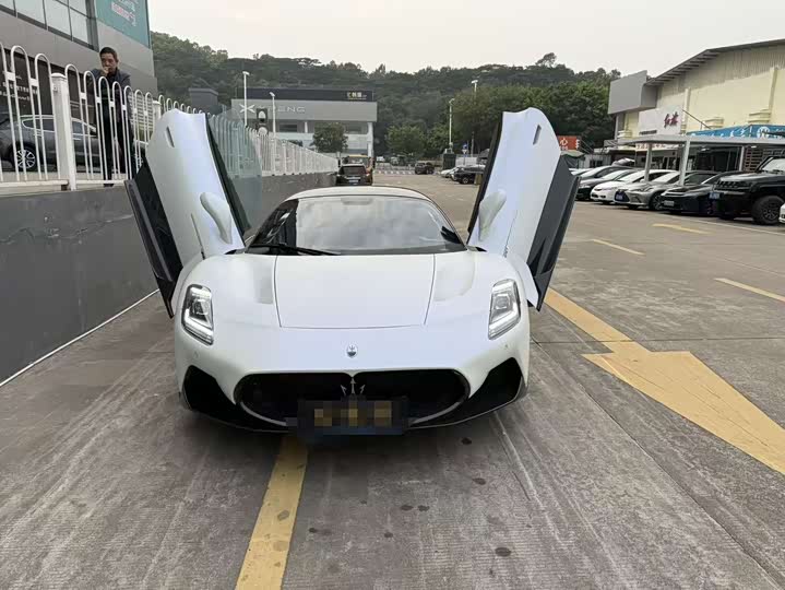 Maserati MC20 2020 2020款 3.0T 标准版