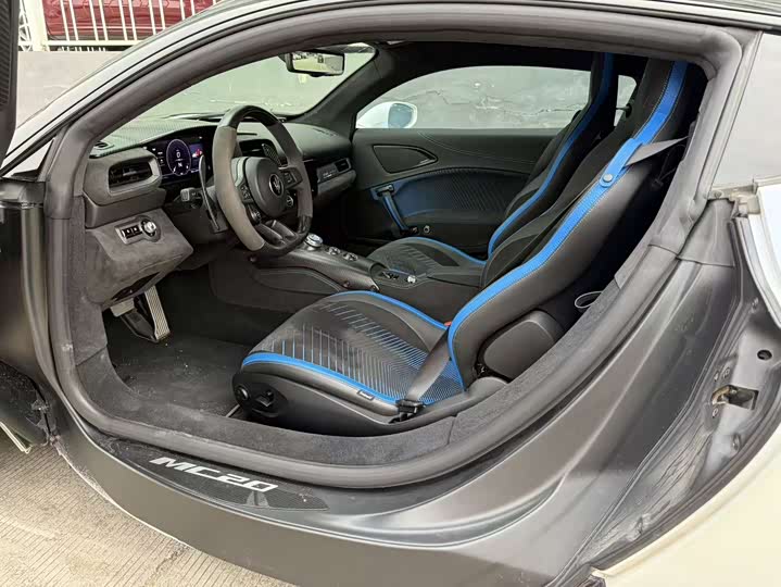 Maserati MC20 2020 2020款 3.0T 标准版