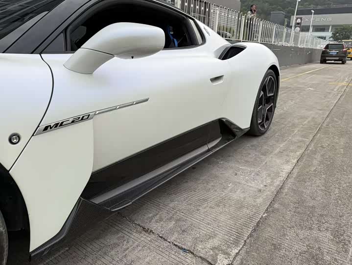 Maserati MC20 2020 2020款 3.0T 标准版
