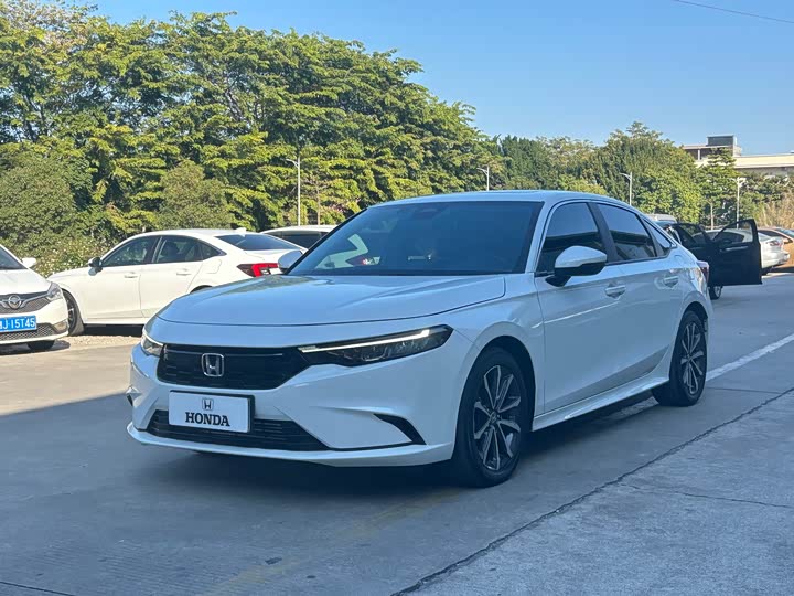 Honda Integra 2023 2023款 240TURBO CVT豪华版