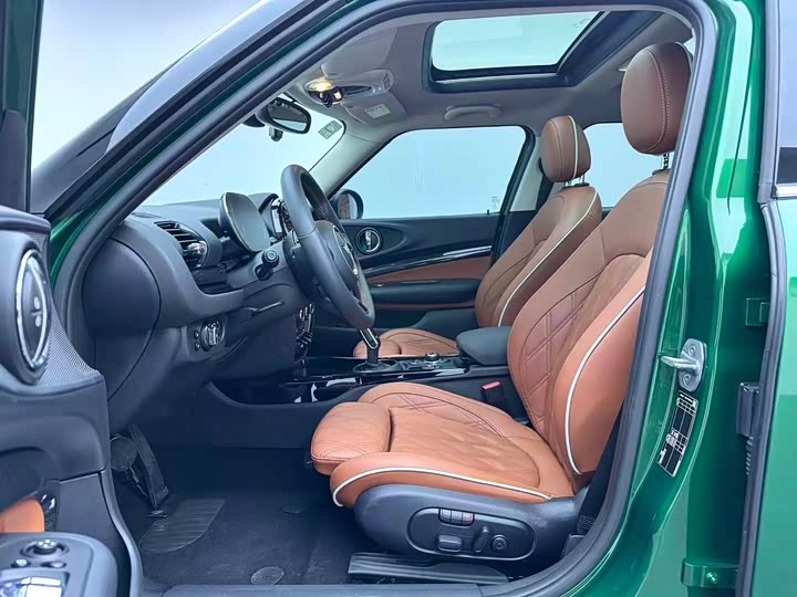 Mini Clubman 2023 2023款 1.5T COOPER 鉴赏家