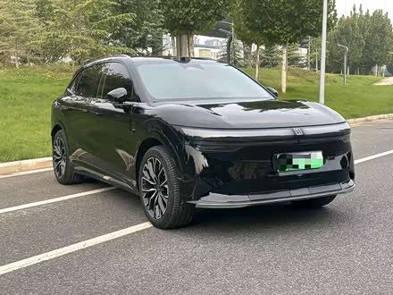 Zeekr 7X 2025 2025款 100kWh 长续航后驱智驾版