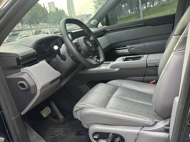 Zeekr 7X 2025 2025款 100kWh 长续航后驱智驾版